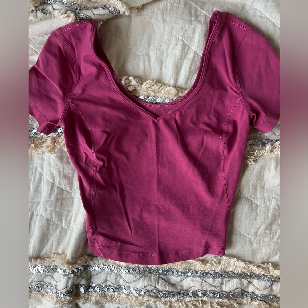lululemon athletica Short Sleeve Scoop Neck Top - Magenta
